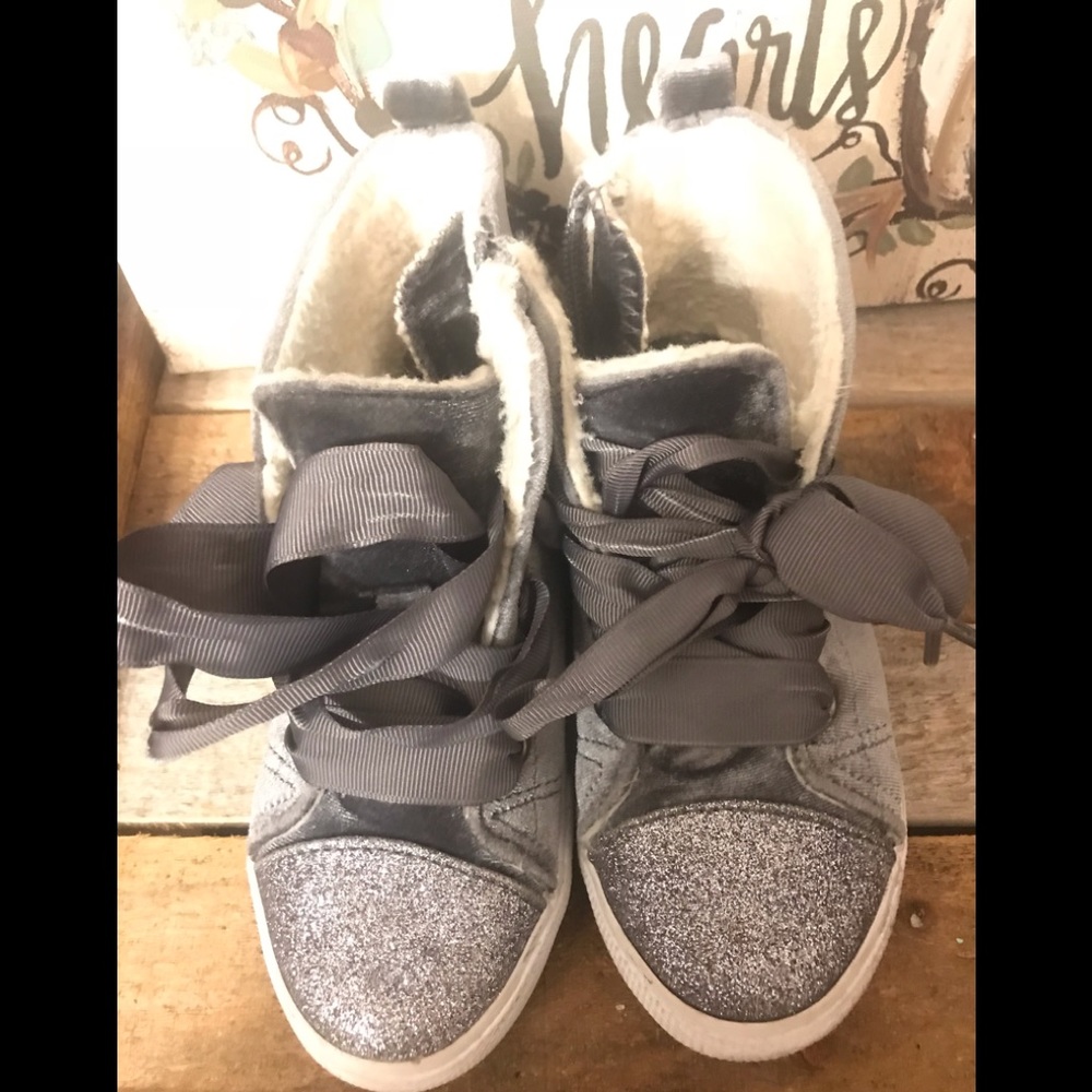 Cat and jack fleece lined girls size 11